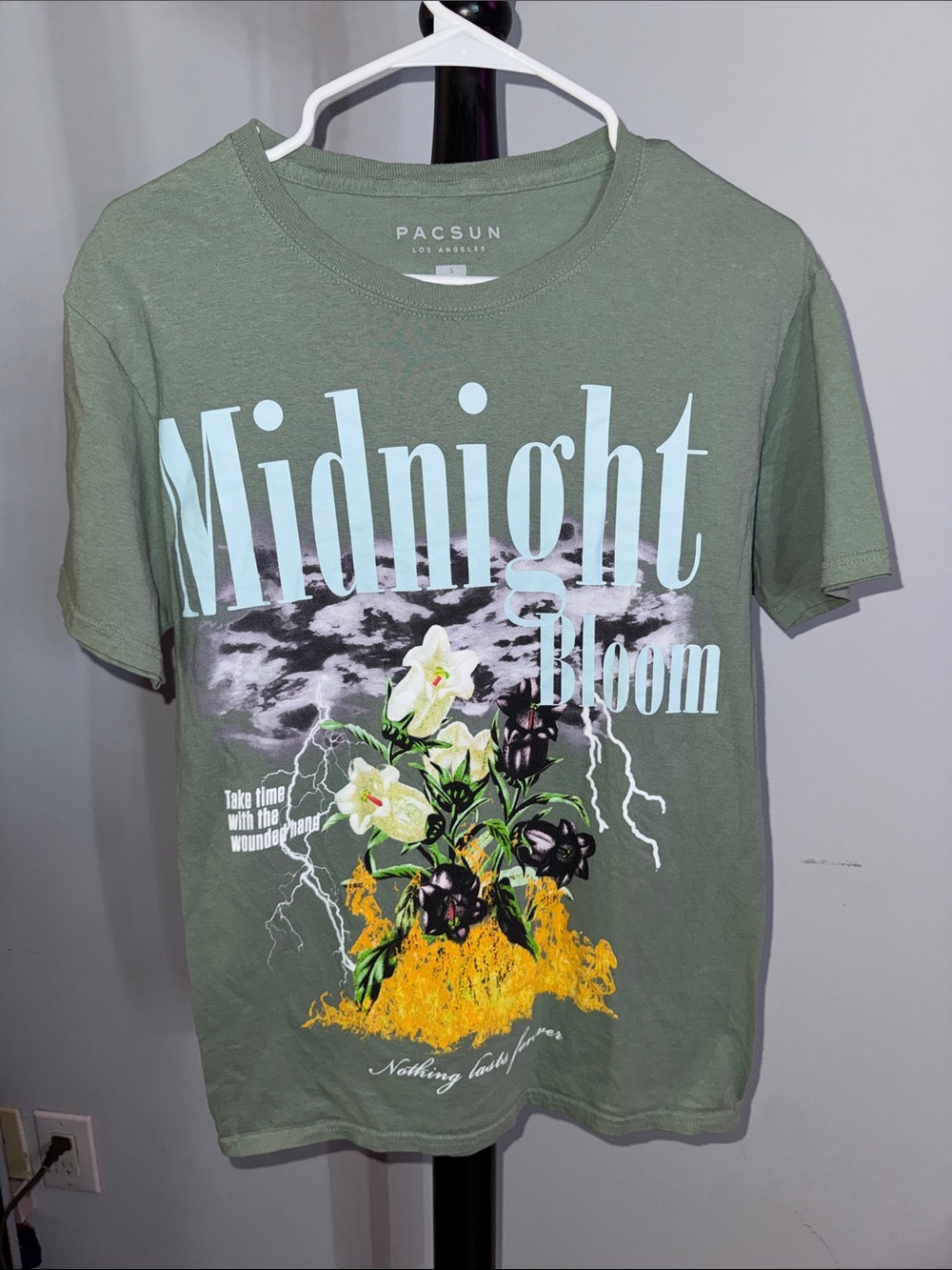 PacSun Olive Green 'Midnight Bloom' Graphic Tee with Floral Print 31